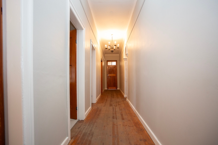 To Let 5 Bedroom Property for Rent in Moorreesburg Western Cape